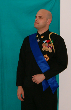 Grand Duke Epaulette & Sash, Royale High Wiki